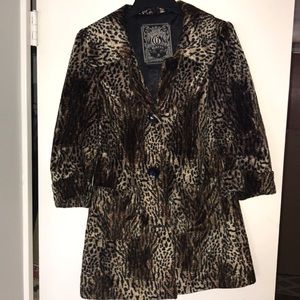Leopard Guess coat size S
